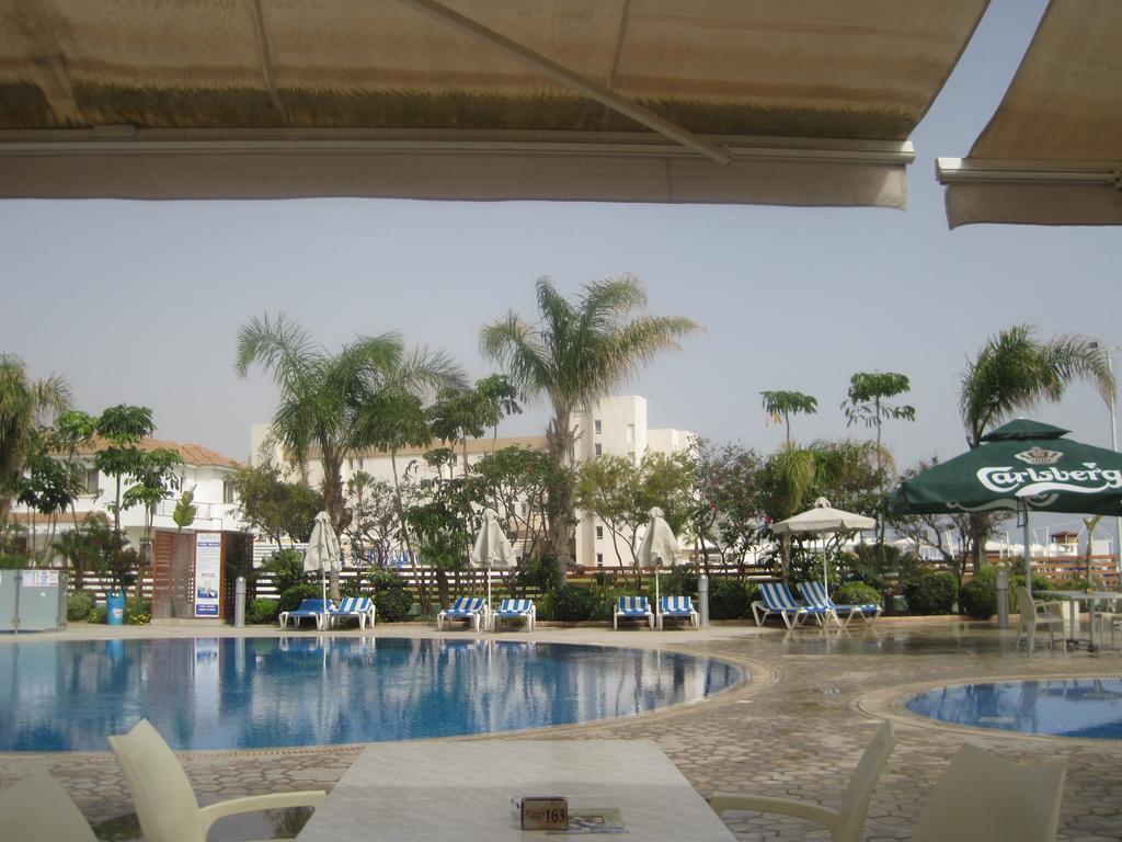 Polyxenia Isaak Luxury Villas And Apartments Protaras Eksteriør billede
